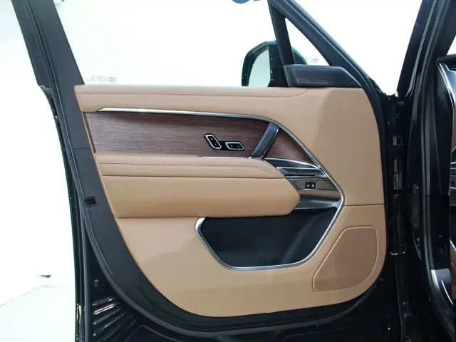 Land Rover Range Rover — Фото автомобиля 11