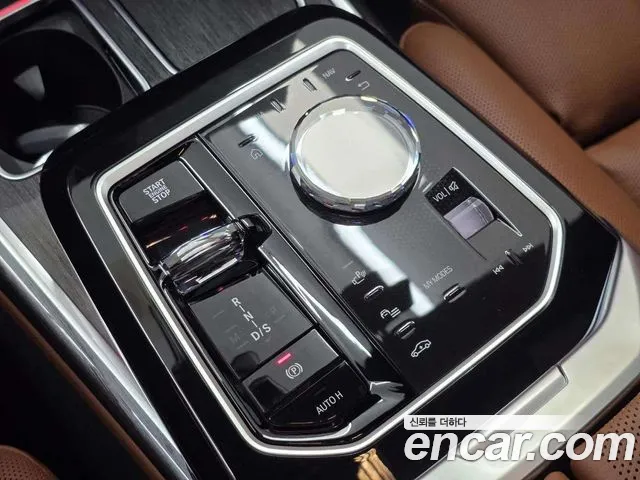 BMW 7 Series — Фото автомобиля 9