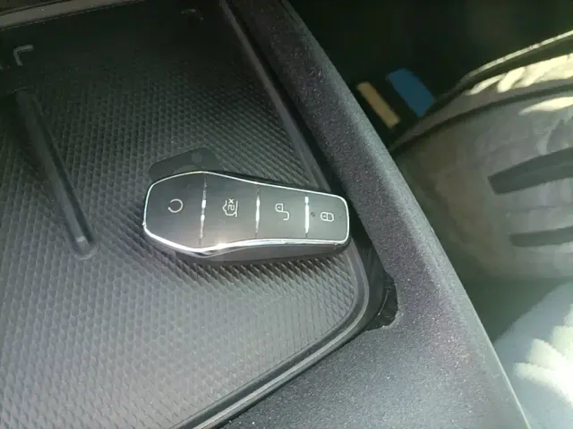 BYD Seal — Фото автомобиля 8