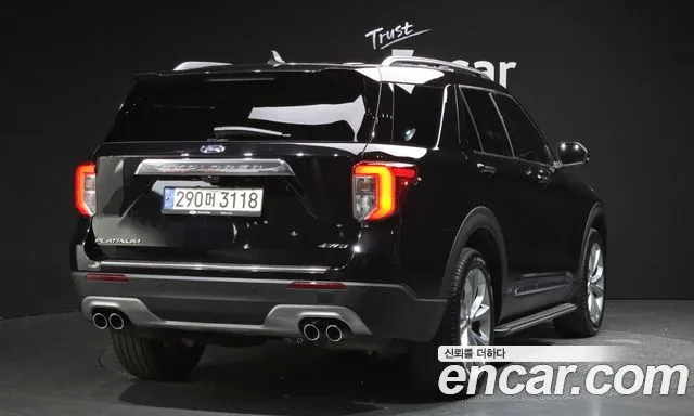 Ford Explorer Explorer 6 поколение 3.0 Platinum 4WD — Фото автомобиля 2