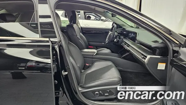 Hyundai Grandeur GN7 — Фото автомобиля 11