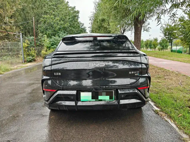 BYD Sealion 07 EV — Фото автомобиля 8