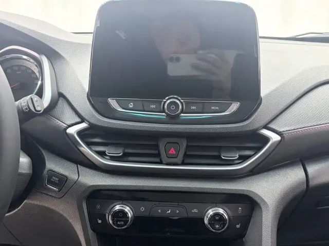 Chevrolet Orlando — Фото автомобиля 14