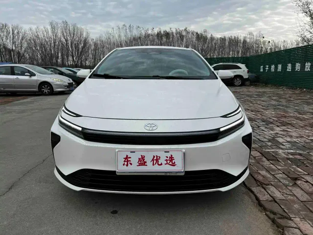 Toyota Corolla — Фото автомобиля 2