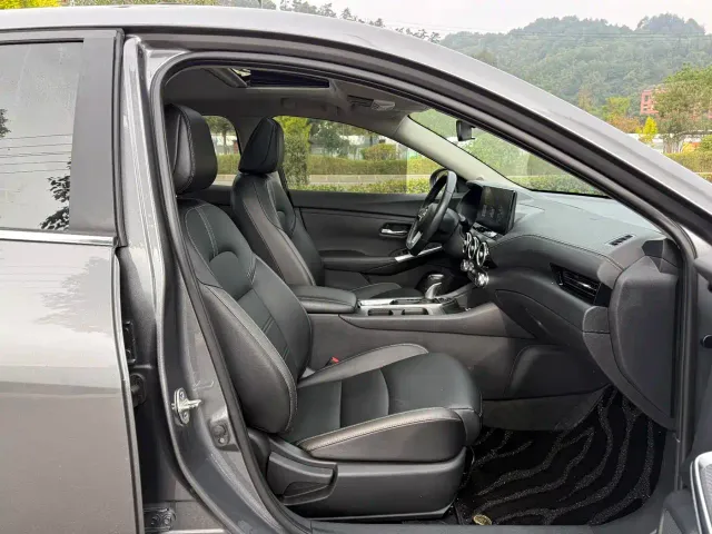 Nissan Sylphy — Фото автомобиля 6