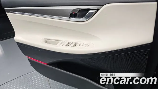Hyundai Grandeur Grandeur (New) — Фото автомобиля 13
