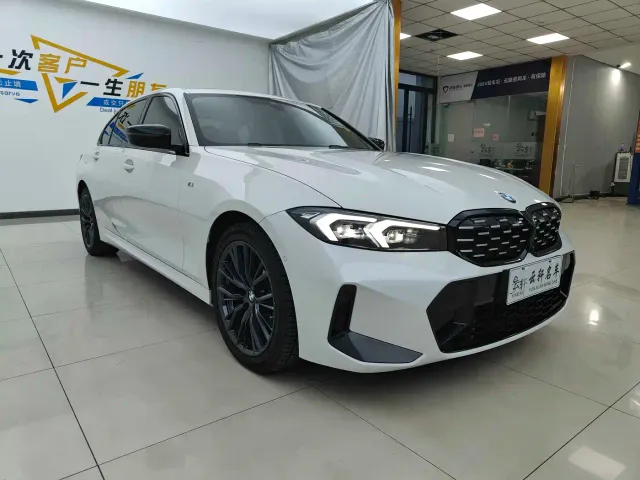 BMW 3 Series — Фото автомобиля 3