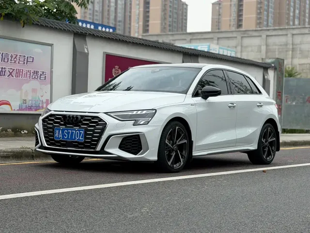 Фотография автомобиля — Audi A3