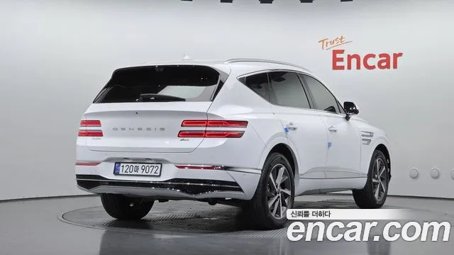 Genesis GV80 — Фото автомобиля 2