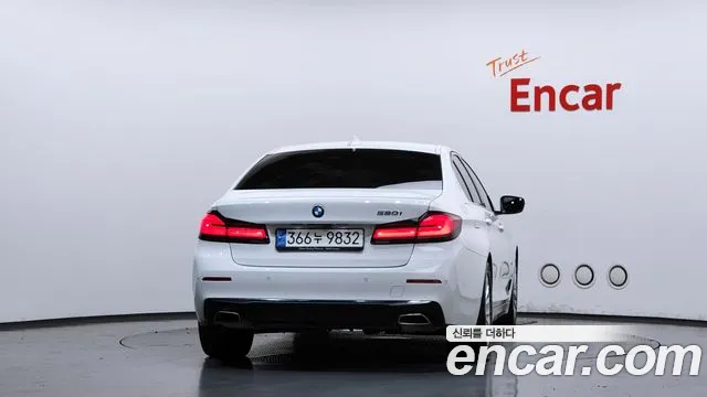 BMW 5 Series G30 — Фото автомобиля 4