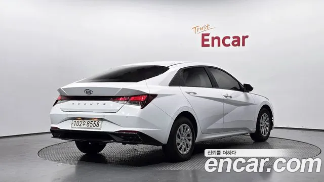 Hyundai AVANTE Avante (CN7) — Фото автомобиля 2
