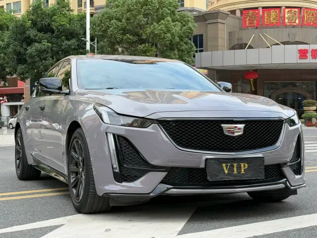 Cadillac CT5 — Фото автомобиля 3