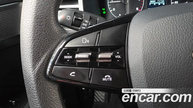 KG_Mobility_Ssangyong Rexton Новый Rexton Sport Khan Дизель 2.2 4WD — Фото автомобиля 15