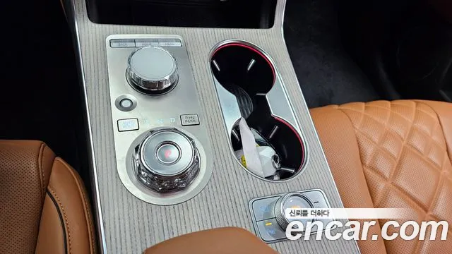 Genesis GV80 — Фото автомобиля 8