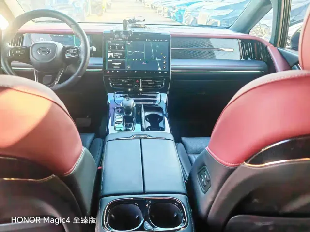 GAC Trumpchi M8 — Фото автомобиля 9