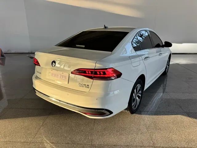 Volkswagen Bora — Фото автомобиля 14