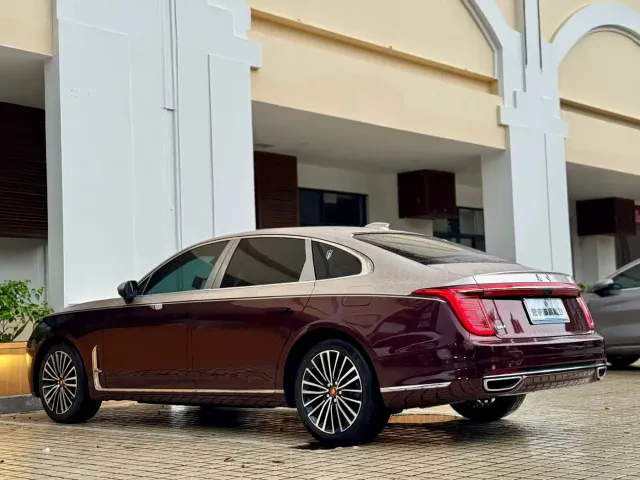 Hongqi H9 — Фото автомобиля 22