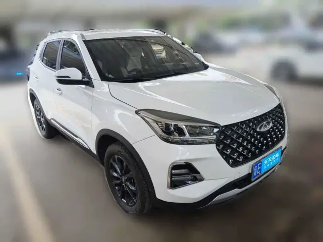 Chery Tiggo 5x 2023 1.5L CVT Fashion Edition — Фото автомобиля 3