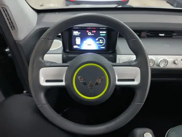 Wuling Hongguang Mini EV — Фото автомобиля 10