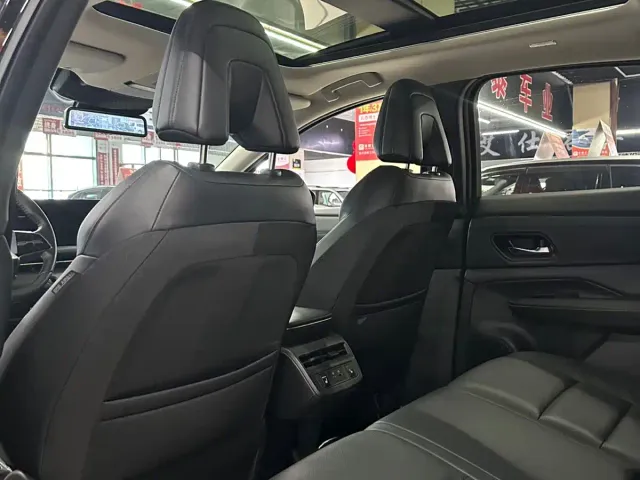 Nissan Ariya — Фото автомобиля 6