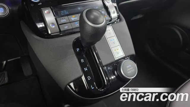 Hyundai Casper — Фото автомобиля 9