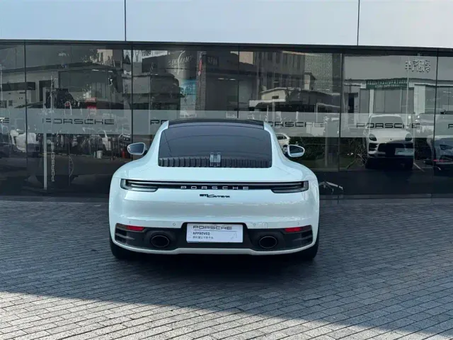 Porsche 911 — Фото автомобиля 5