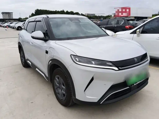BYD Yuan UP — Фото автомобиля 22