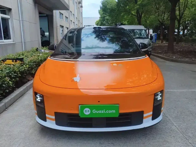 Li Auto i6 — Фото автомобиля 2