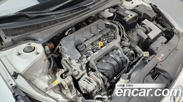 Hyundai AVANTE Avante (CN7) — Фото автомобиля 6