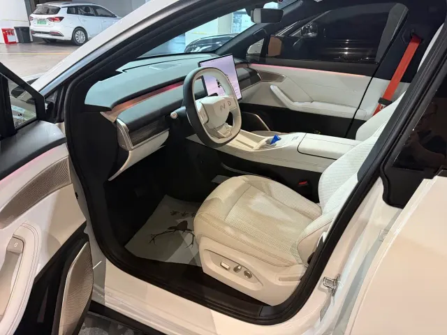 Ledao Ledao L60 2024 60kWh AWD Version — Фото автомобиля 5