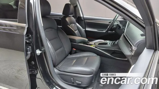 Hyundai Grandeur Новый Grandeur IG — Фото автомобиля 25