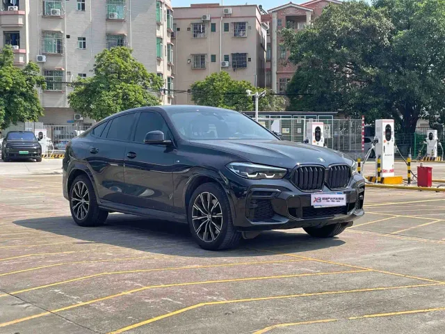 BMW X6 — Фото автомобиля 3