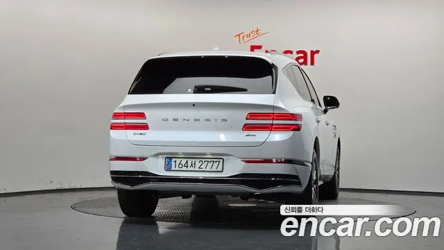 Genesis GV80 — Фото автомобиля 4