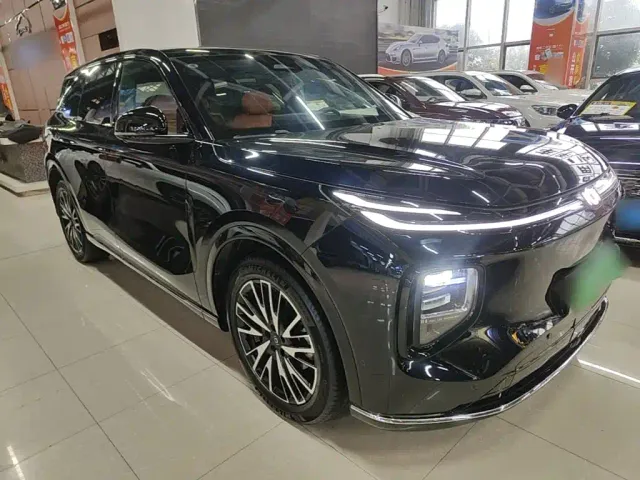 Changan Qiyuan Q07 — Фото автомобиля 3