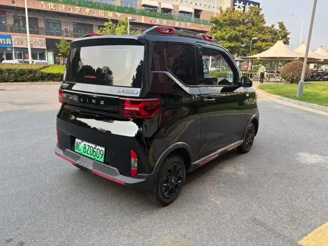 Wuling Hongguang Mini EV — Фото автомобиля 9