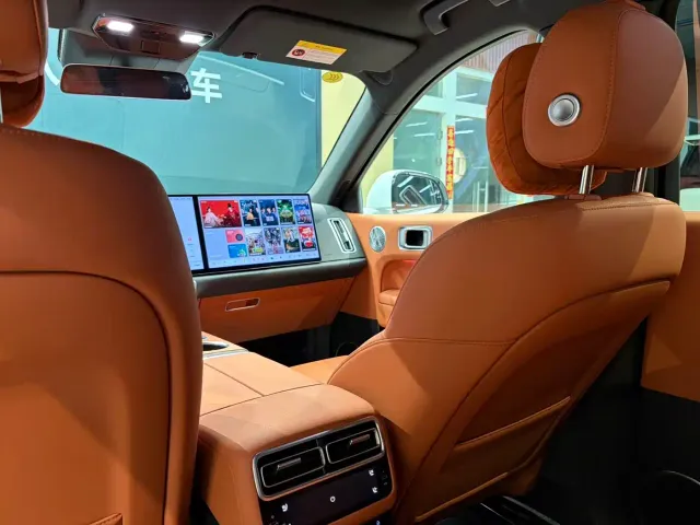 Li Auto Li Auto L6 2025 Max Smart Renewal Edition — Фото автомобиля 14