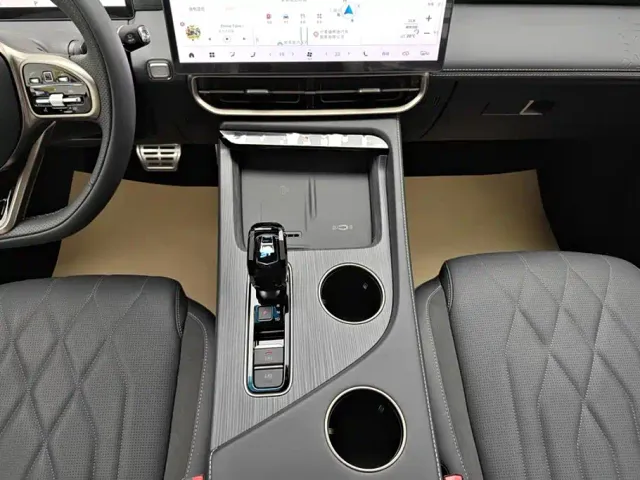 Jetour Shanhai L9 — Фото автомобиля 16