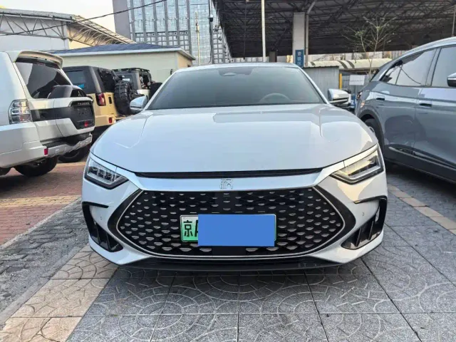 BYD Han — Фото автомобиля 3