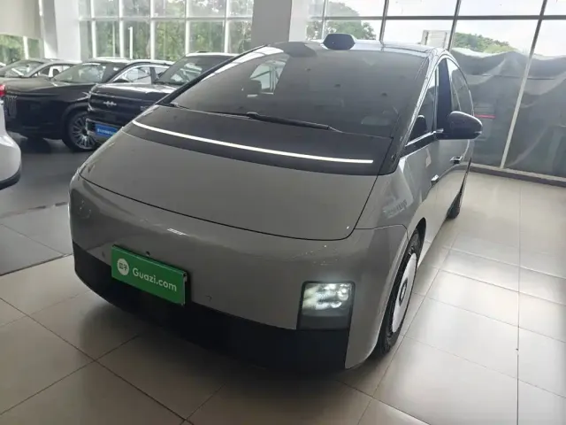 Фотография автомобиля — Li Auto MEGA