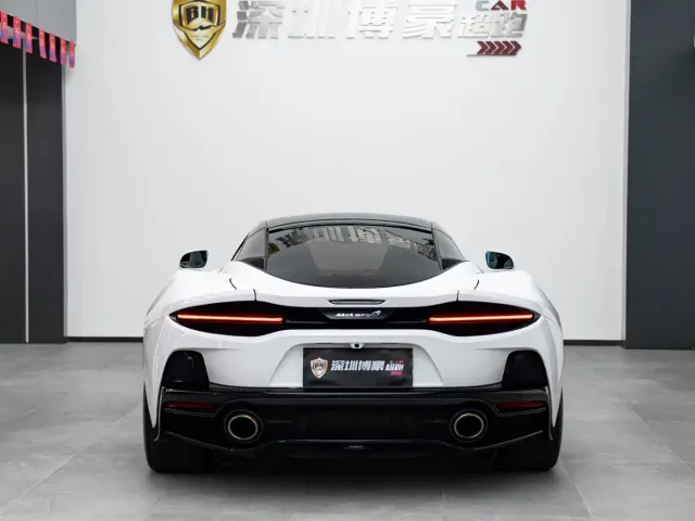 McLaren GT — Фото автомобиля 9