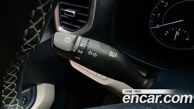 Hyundai Venue Venue 1.6 Modern Plus — Фото автомобиля 29