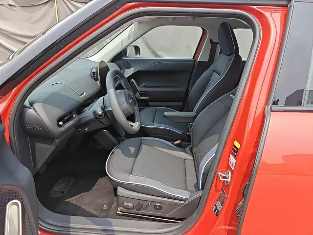 MINI Electric MINI ACEMAN — Фото автомобиля 12