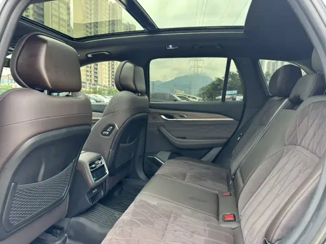 Geely Xingyue L — Фото автомобиля 9