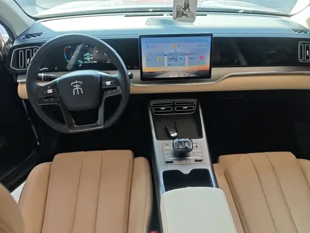 BYD Song Pro — Фото автомобиля 9