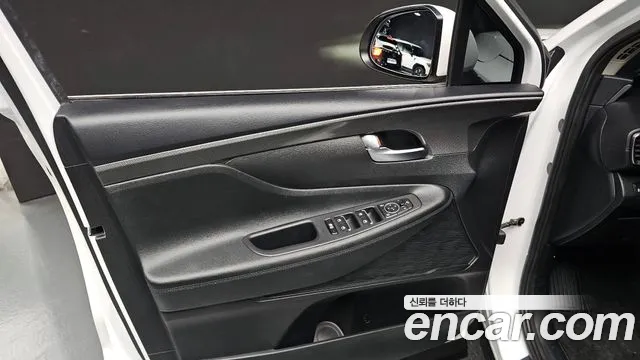 Hyundai Santafe — Фото автомобиля 24