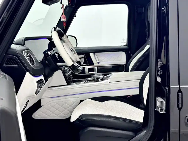 Mercedes-Benz G-Class — Фото автомобиля 6