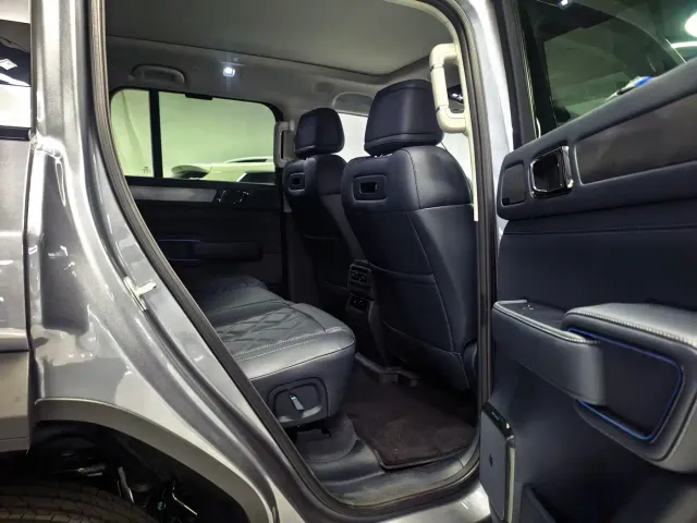 BYD FangChengBao Leopard 5 — Фото автомобиля 9