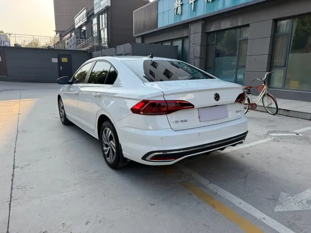 Volkswagen Bora — Фото автомобиля 7