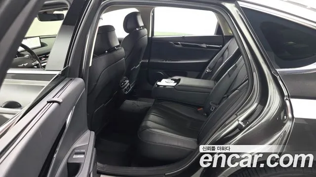 Genesis G80 Бензин 3.5 турбо AWD — Фото автомобиля 9