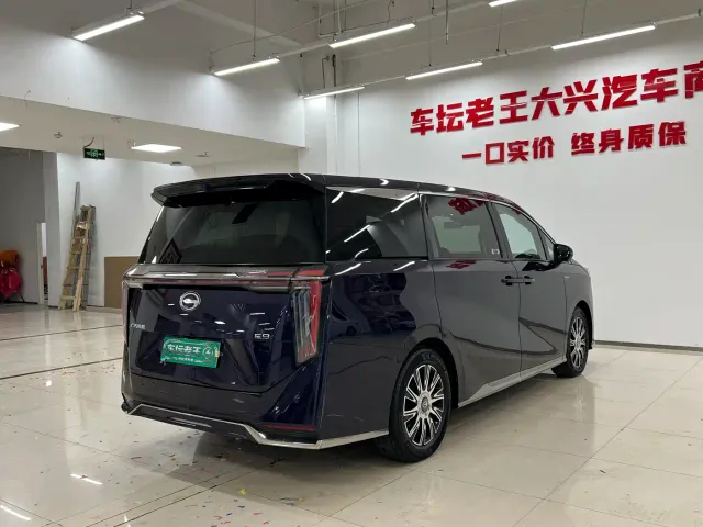 GAC Trumpchi E9 — Фото автомобиля 16